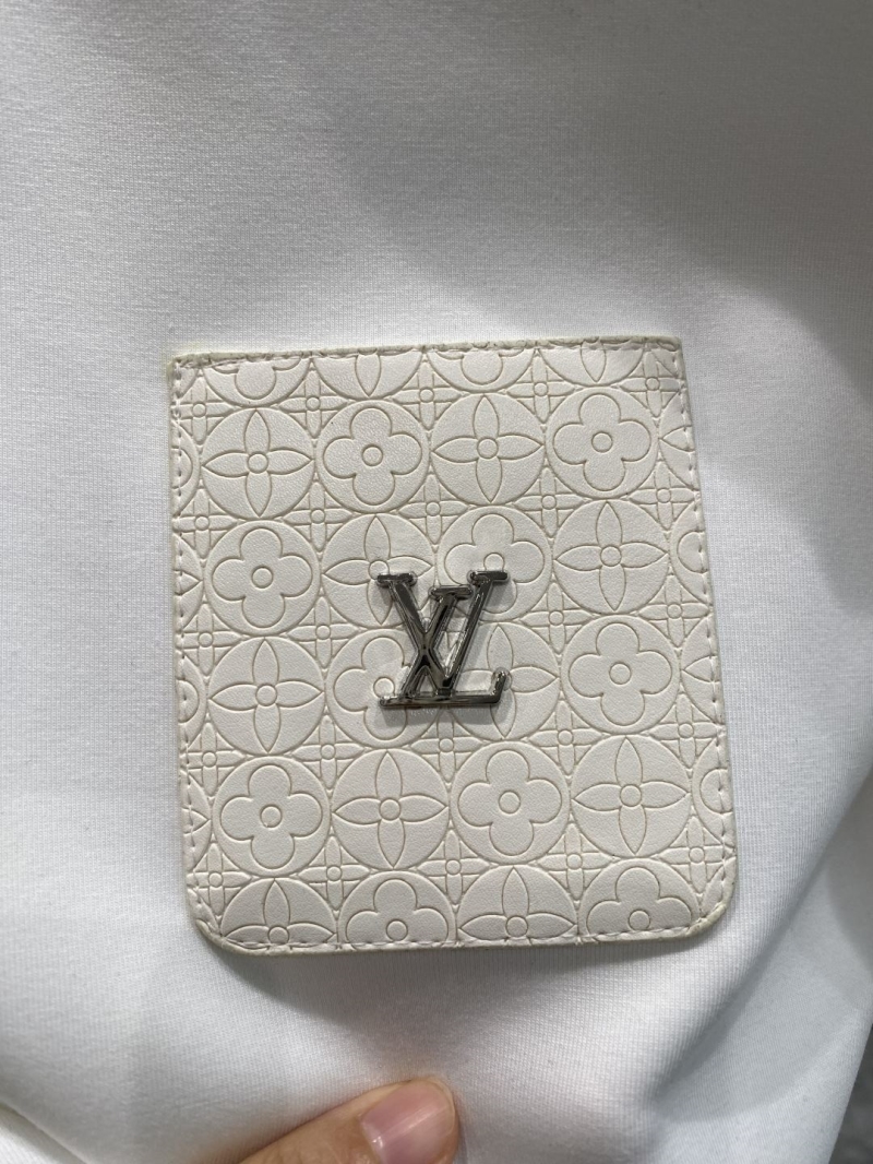 l0vis Vvtt0n t-shirt